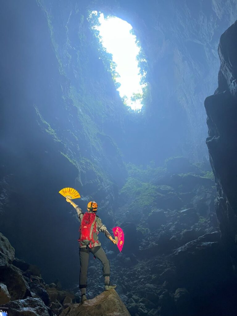 Thám hiểm hang Sơn Đoòng