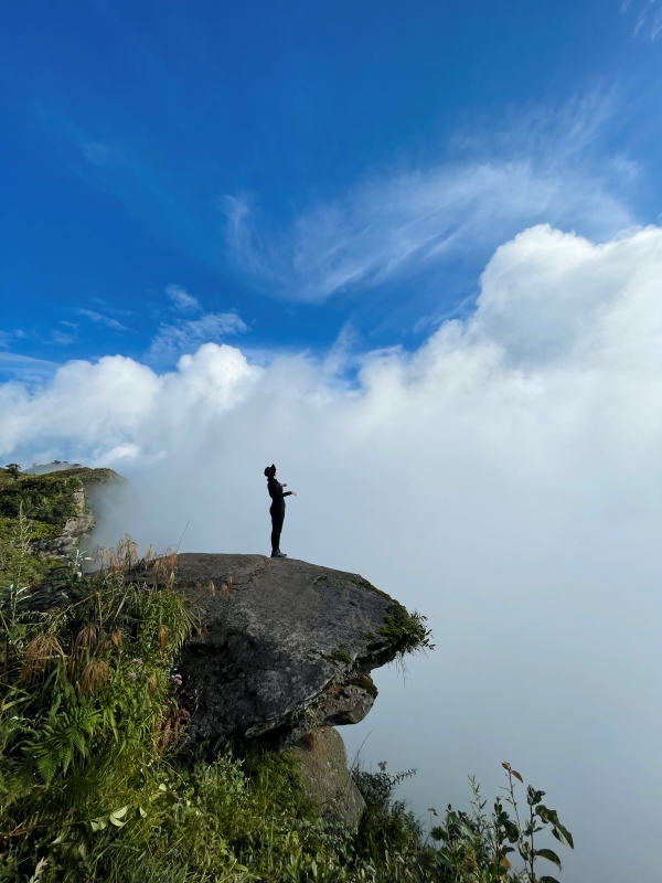 TREKKING Lảo thẩn