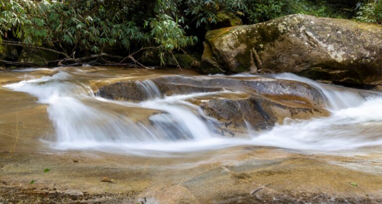 Trekking Pờ Ma Lung Chung Nhía Vũ