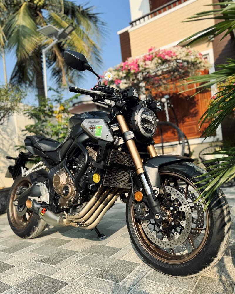 Lên đồ cho Honda CB650R