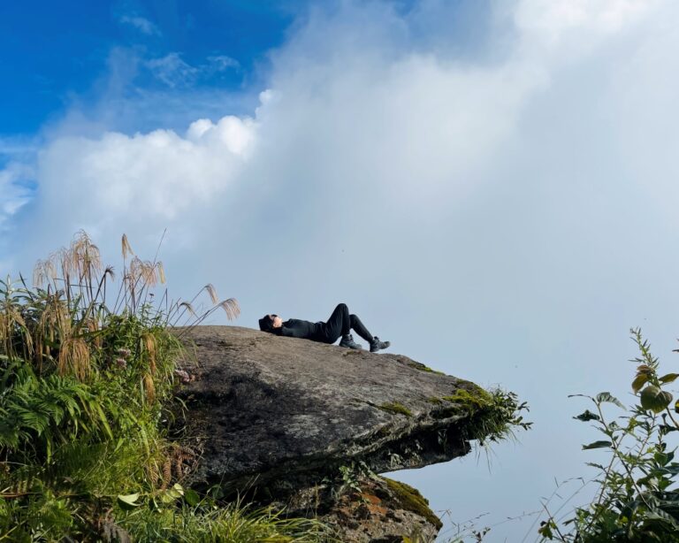 TREKKING Lảo thẩn