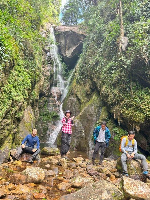 Trekking Combo Tả Liên Sơn Răng Cưa