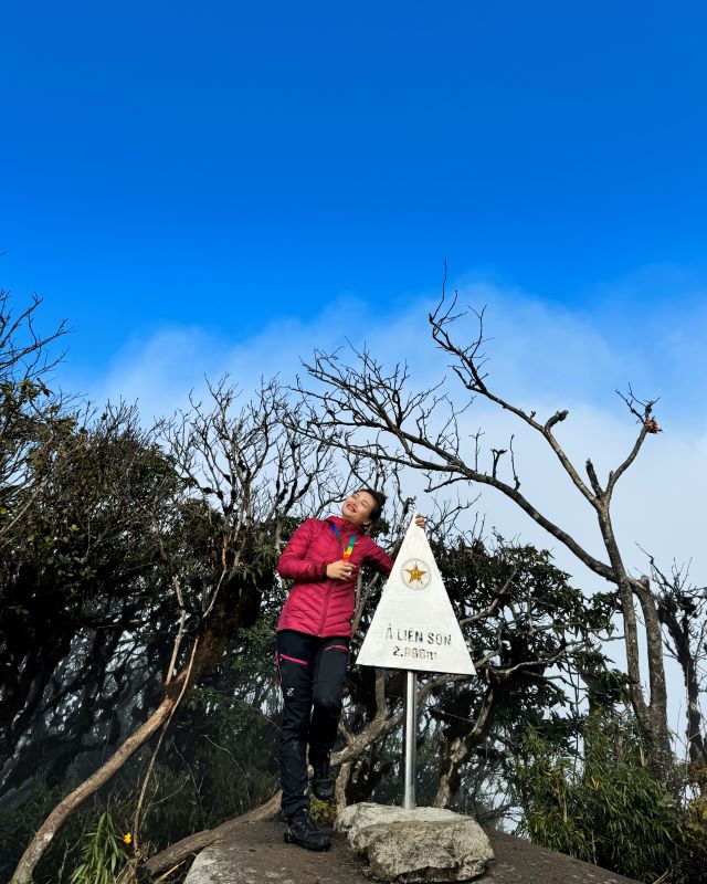 Trekking Combo Tả Liên Sơn Răng Cưa