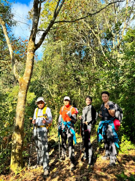 Trekking Combo Tả Liên Sơn Răng Cưa